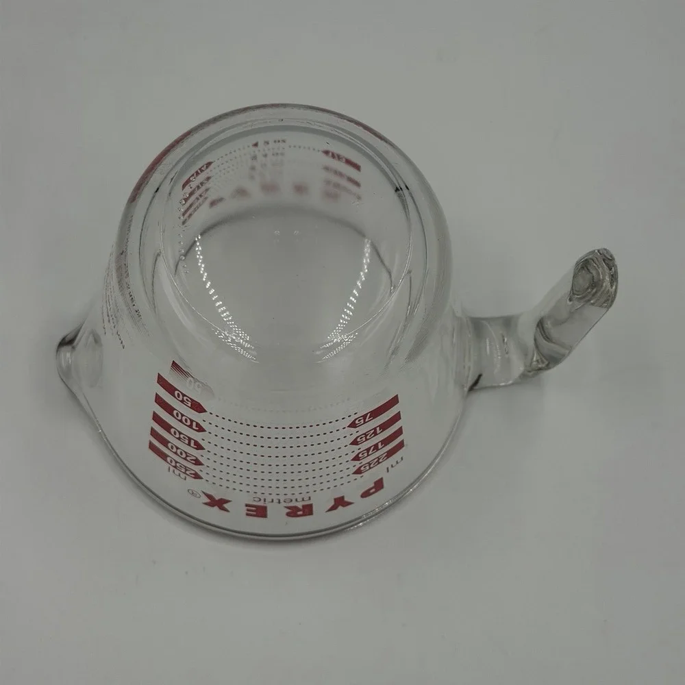 Vintage PYREX Measuring Cup 1 Cup Red Lettering J-Handle USA Metric 250 mL 8 Oz